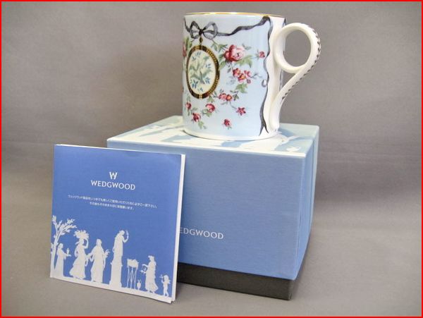 【美品】 ウェッジウッド リボン&ワイルドローズ マグカップ