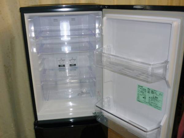 【リサイクルサービス八光】2014年製　三菱　146L　2ドア冷蔵庫　MR-P15EY-KB リサイクルサービス八光】2014年製 三菱 146L 2ドア冷蔵庫 MR-P15EY-KB