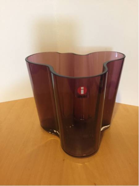 ベース 95mm アアルト 花瓶 廃盤品イッタラ ダークライラック