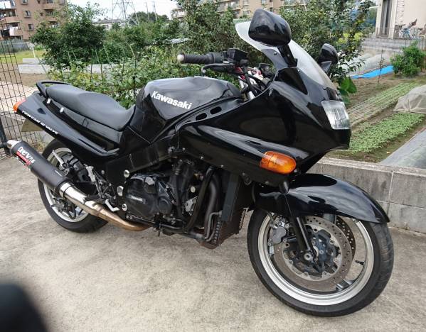 ご希望商品×3 カワサキ ZZR1100は世界的にフラッグシップを牽引した絶対的存在 2026
