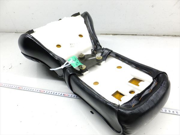 β0915 ホンダ スティード400 NC26 純正シート メイン 破れ無し