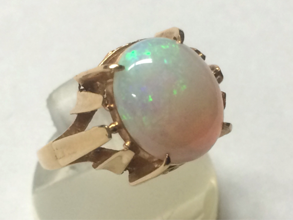 格安☆　Ｋ１８ オパール リング 指輪 １８金