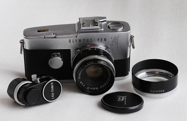 OLYMPUS-PEN F(露出計付)と38mm、100mmの2本セットです。 OLYMPUS-PEN F(露出計付)と38mm、100mmの2本セットです。 OLYMPUS-PEN