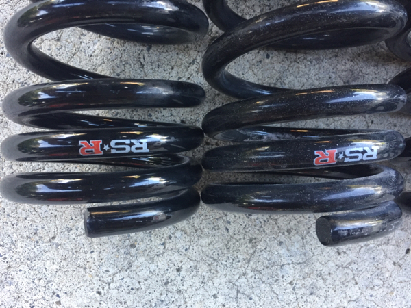 RB1オデッセイアブソルート前期純正サスキット51601-SFE-9030-M1
