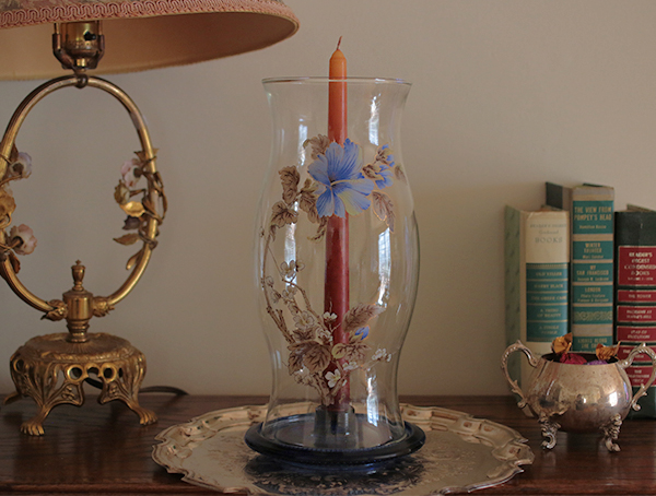 アンティーク ガラスのキャンドルホルダー ディスプレイ