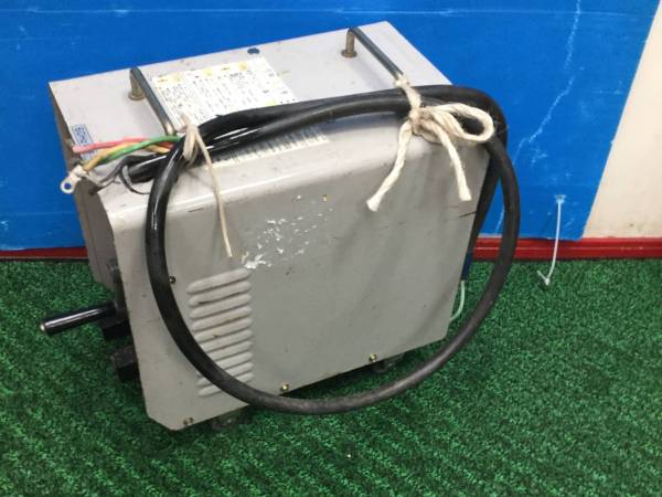 ダイヘン 小型交流アーク溶接機 BS250M-3