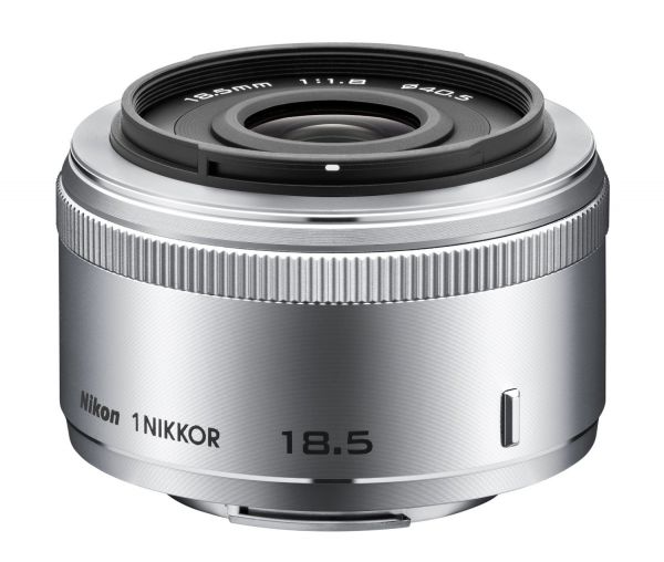 お買い得，限定セール】 【新品/保証付】ニコン 1 NIKKOR 18.5mm f/1.8 銀
