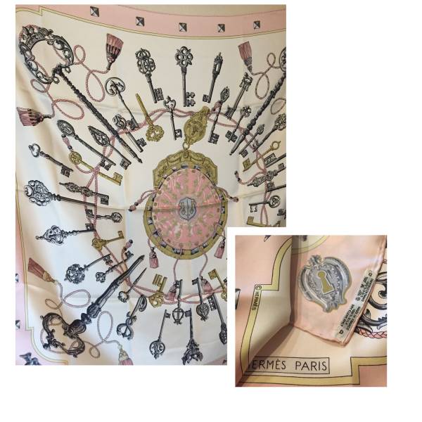 HERMES 大判シルクスカーフ 新品未使用 箱付 鍵デザイン HERMES