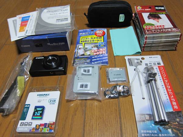 Canon キャノン　PowerShot S120 本体　付属品あり。 ☆CANON キャノン PowerShot S120 付属品完備 おまけ多数☆ コンパクト