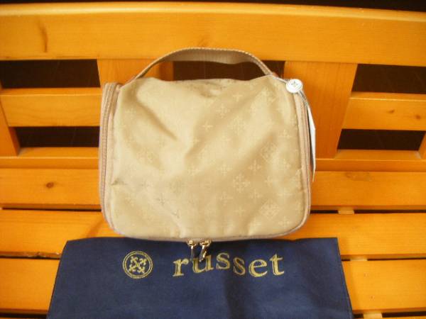 新品未使用ラシット☆ミニトラベルポーチ☆ゴールドベージュ