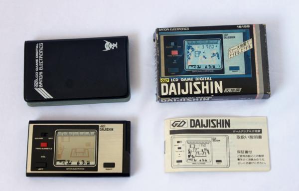 □大地震／DAIJISHIN 箱入り・説明書有り LCDゲーム 中古 おもちゃ