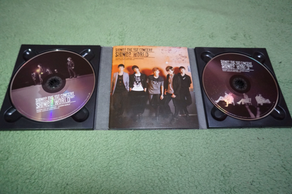 送料込SHINee)CD The 1st Concert Shinee World_2