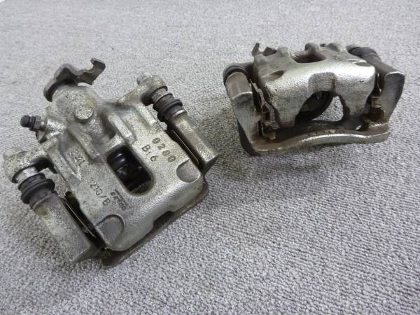 なたは様用です°・*:.。.☆ J□□CIVIC TYPE-R EURO FN2 純正リアキャリパー 左右□□M