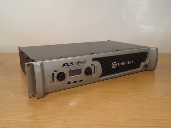 Amcron XLS2500 パワーアンプ ▽ 48015-6 名 【公式通販】