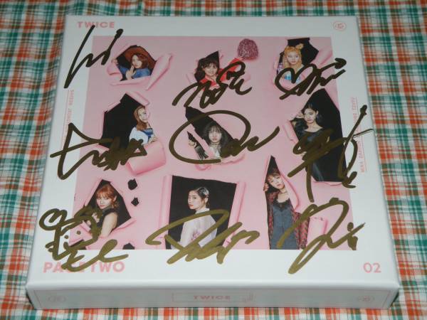 TWICE＠2ndミニアルバム：PAGE TWO（PINKver.）＠直筆サイン サイン