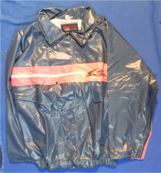 超格安５００円売切ササキのレインスーツネイビーのMタイプです