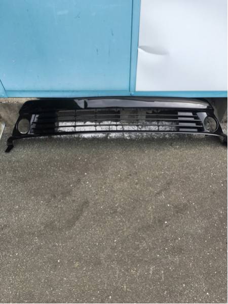 ZVW30後期 プリウス フロントバンパーグリル/ロアグリル/クロ