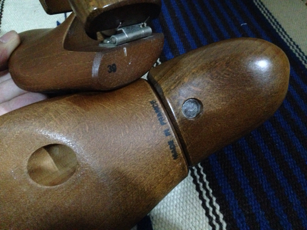 ラコルドヌリアングレーズ ソブリンハウス別注ブラウン塗装B級品 ラ コルドヌリ アングレーズ シューツリー 木製 ブラウンAFC8