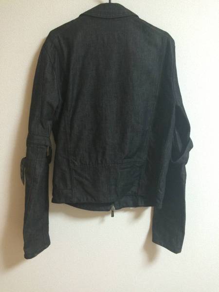 中古☆ヴェルサーチ ブラックGジャン Mサイズ