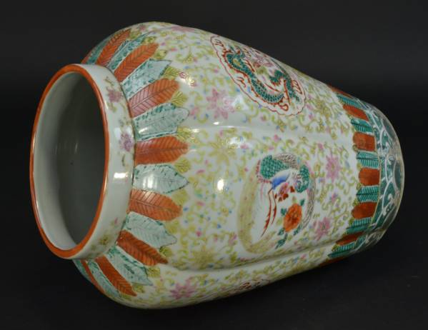 悠】中国美術 粉彩 龍鳳凰花卉文壷 古玩 VK4E 故宫博物院 联拍在线