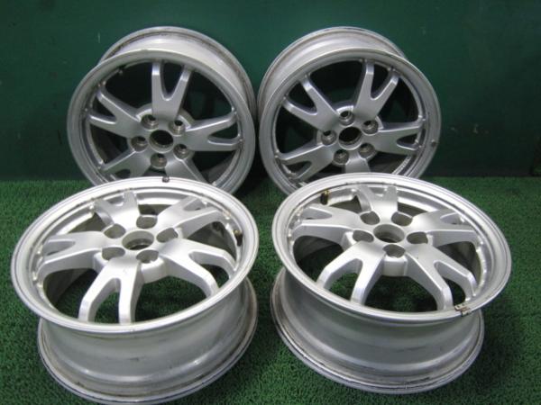  スタッドレスタイヤ ホイールセット 17インチ 4本 プリウス トヨタ 4本 zvw30（スタッドレスタイヤ・ホイールセット