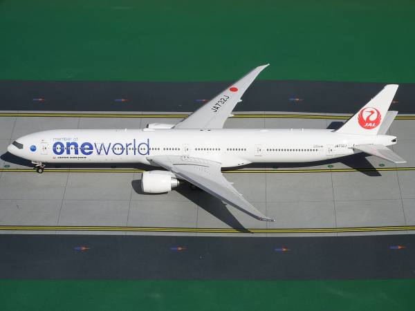 JAL JALUX JALの777-300ER、元oneworld塗装「JA732J」が離日。社員に