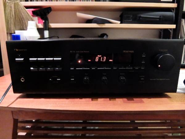 Nakamichi レシーバー　AV-1s ジャンクです。