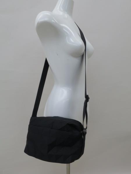 im ISSEY MIYAKE イッセイミヤケ 2wayレザーバッグ 黒 ISSEY MIYAKE