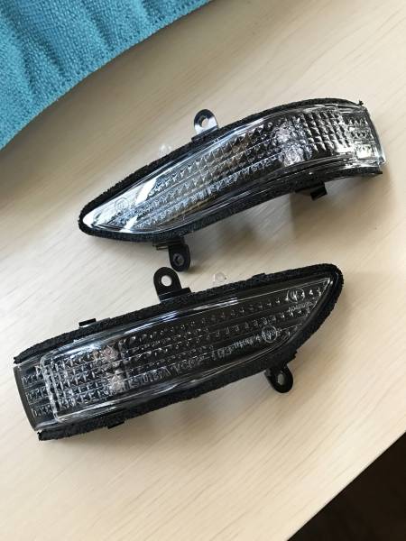 スバル純正ドアミラーウィンカー GQ23