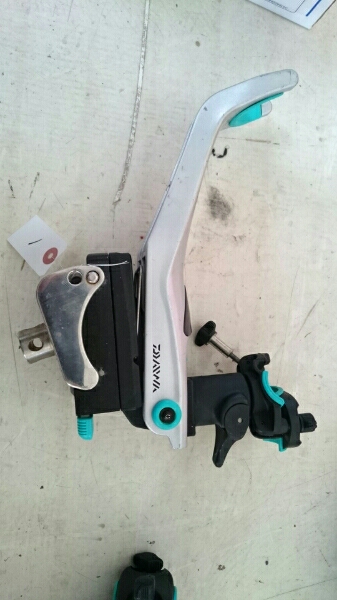 ダイワ 竿受け パワーホルダーボート速攻