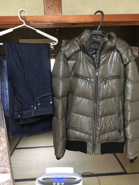 美品 ダウンジャケット LL XL おまけで新品に近いジーンズあり