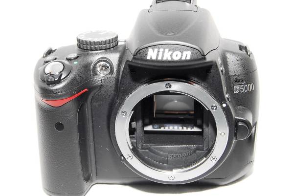 極上品☆NIKON ニコン D5000 ボディ☆元箱付き xvpbvx 【公式通販】