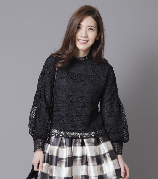 今季*定1.8万 ランタンスリーブ大人可愛い華やかなブラウス