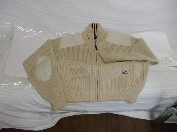 ☆★テーラーメイド－アディダスゴルフ/セータＭサイズ★☆