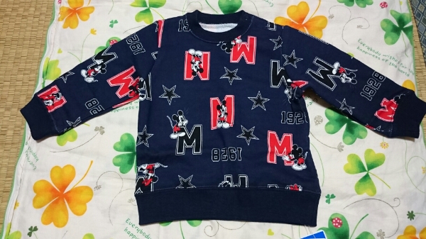 x-girl stages☆ディズニー 総柄 スウェット トレーナー 12M 80