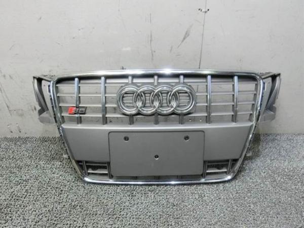 【激安!】アウディ S5 純正 フロントグリル 8T0853651 メッキ