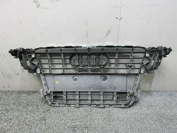 【激安!】アウディ S5 純正 フロントグリル 8T0853651 メッキ