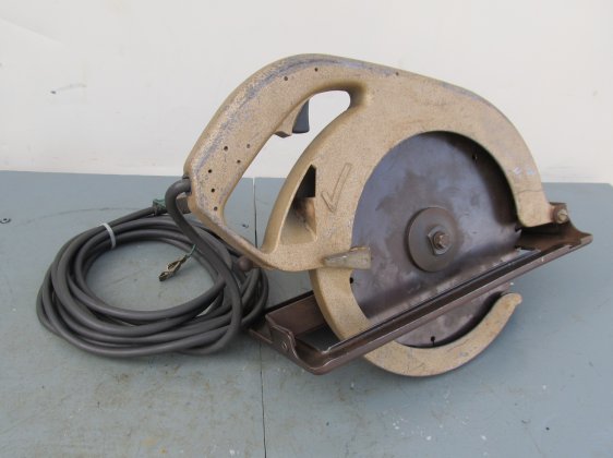 マキタ　◆10型丸のこ　木工用　255～260mm　(DK160213-02)