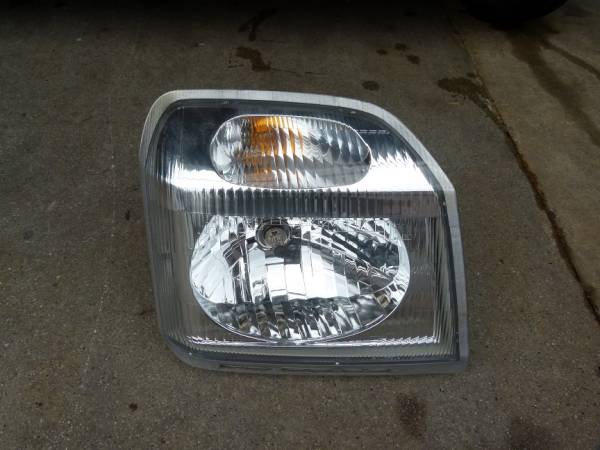 ☆H11～　U61V ミニキャブ 右側ヘッドライト　送料無料