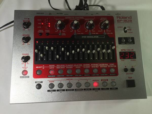 ローランド EF-303 Roland Roland EF-303 GROOVE EFFECTS エフェクター