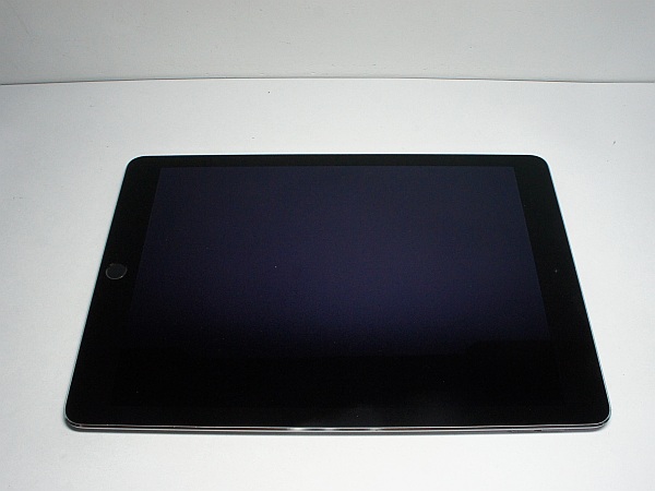 〔中古品〕 iPad Air 2 64GB スペースグレイ MGKL2J／A Wi-Fi【247】 64GB iPad Air ソフマップ 〔中古品〕 MGHX2J／A