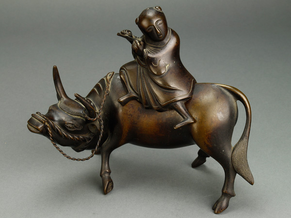 【流】古美術品 牛童子 のったり香炉 AQ542