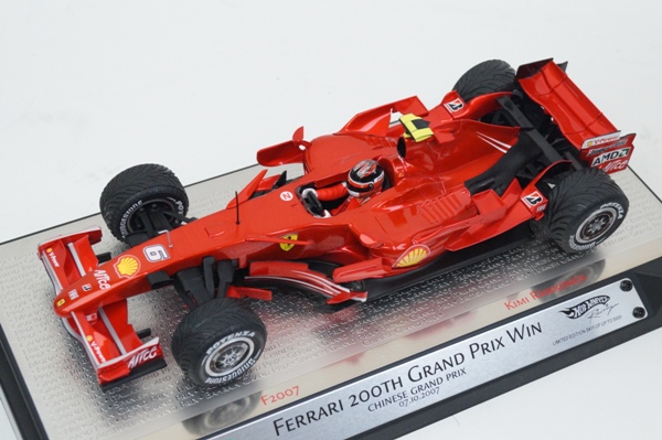 ホットホィール1/18Ferrari F2008 キミライコネン ホットウィール 1/18