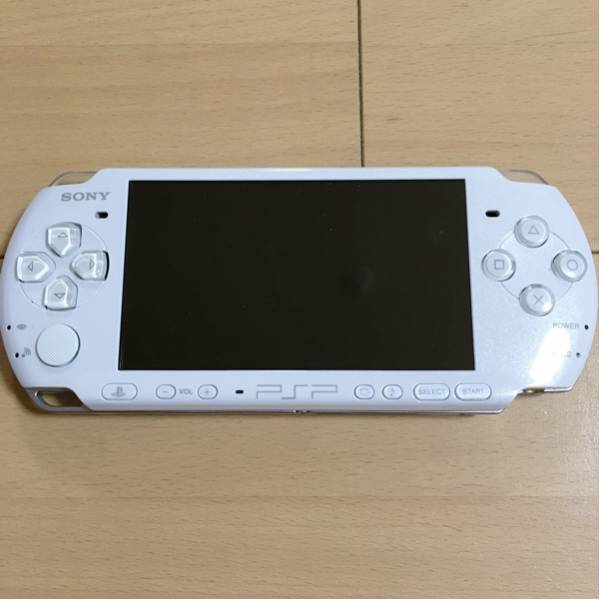 psp3000 パールホワイト 美品 に興味をもっていただき 【公式通販】