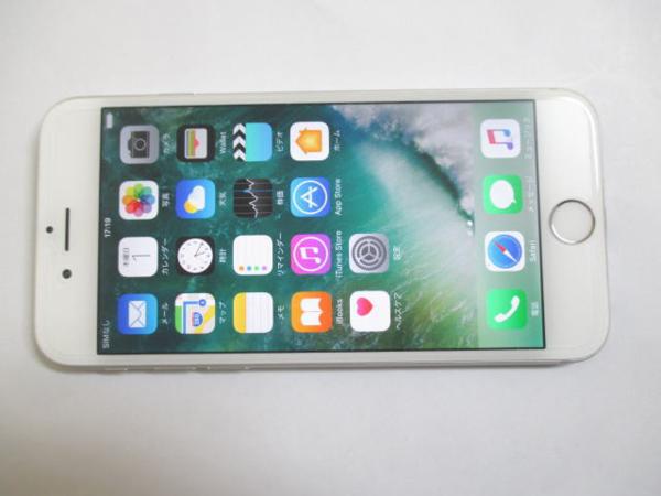 シルバー au iPhone 16GB つきとめる 6