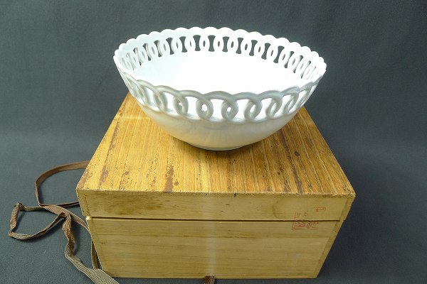 E35◆申相浩 白磁菓子鉢 韓国人間文化財 菓子器 22.5cm