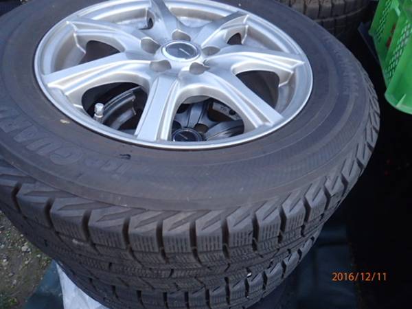 中古タイヤ スタッドレスタイヤ ホイールセット 4本セット 195/65R15 