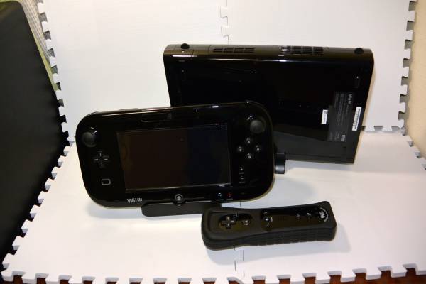 ★完品美品★ WiiU ファミリープレミアム ３２G ブラック_2