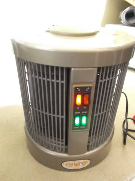 ◆ポカポカ遠赤外線暖房器 【談話室】1000型