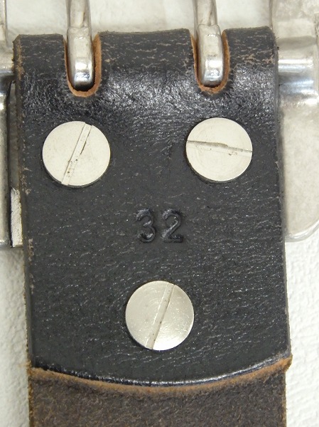 1A1649/SUPER NUTS スタッズレザーベルト スーパーナッツ